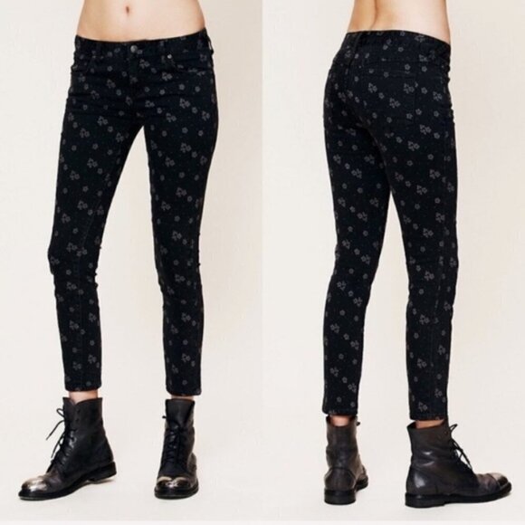 Free People Ditsy Daisy Floral Denim Black Size‎ 26 - Picture 1 of 7